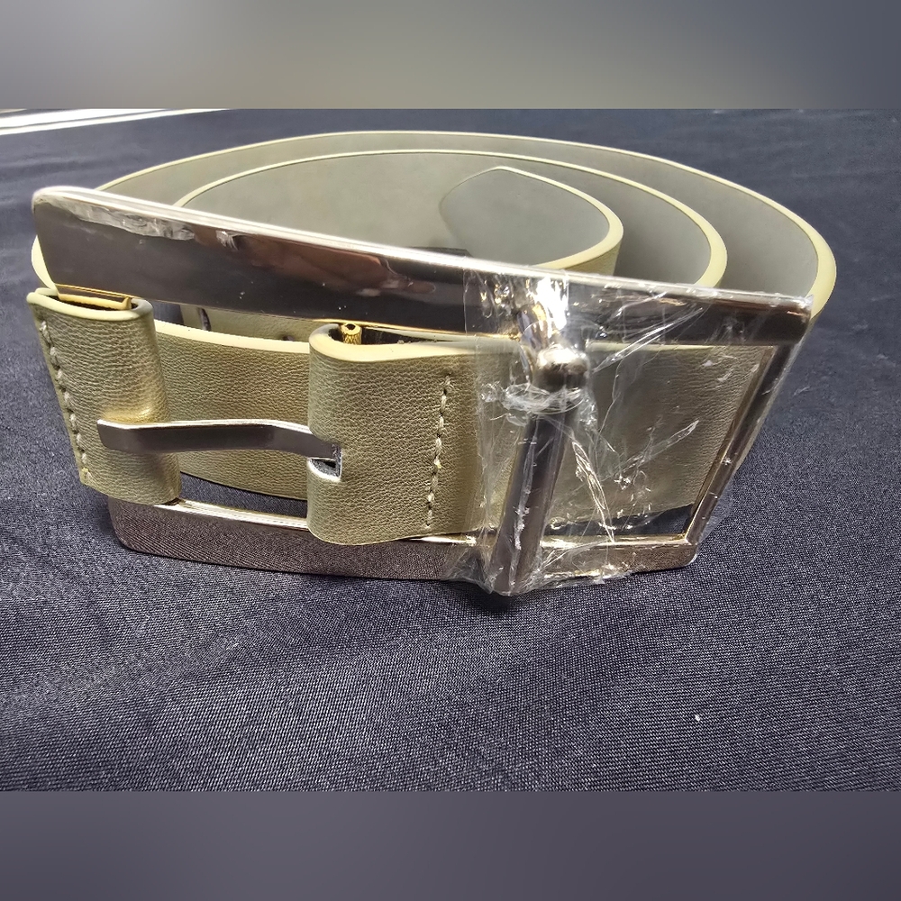 Stylish Olive Leather Women's Belt